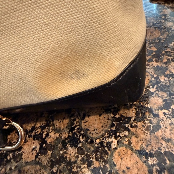 New York Cream & Black Tote Bag - Picture 5 of 5